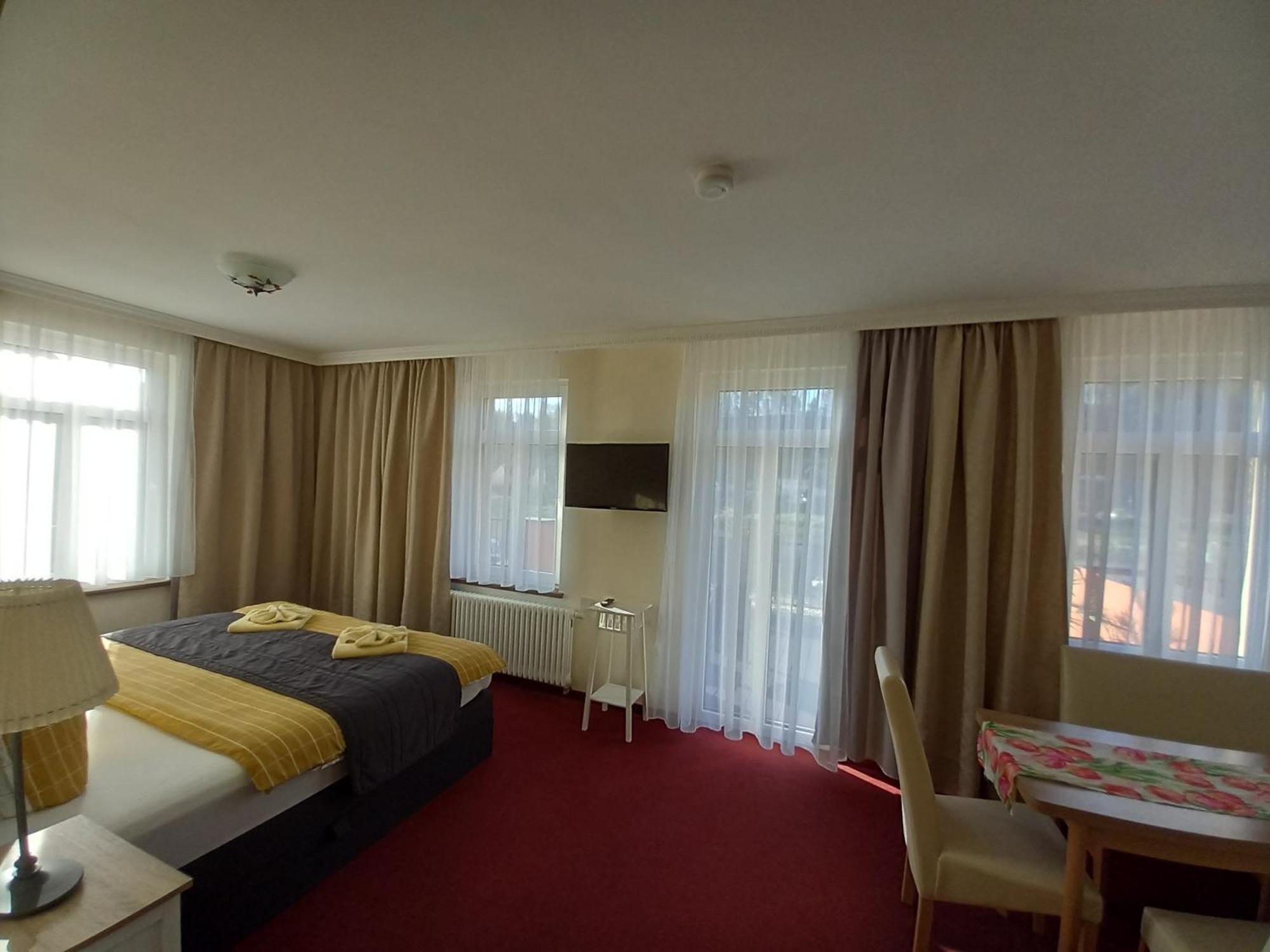 Dampfschiffhotel Stadt Wehlen Exterior photo